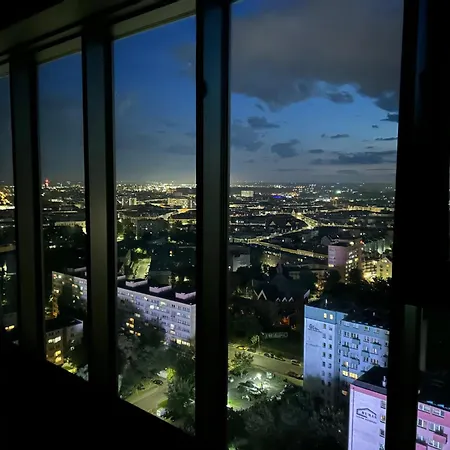 Apartment Hanza Tower Blue 19th Floor 2 *