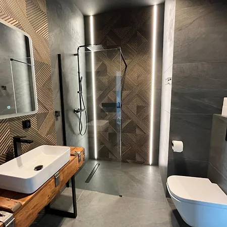 Apartment Hanza Tower Blue 19th Floor 2 *