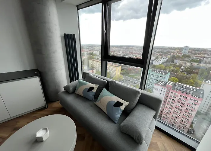 Hanza Tower Blue 19th Floor 2 *