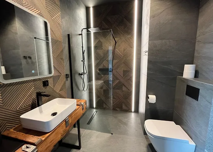 Apartment Hanza Tower Blue 19th Floor 2 *